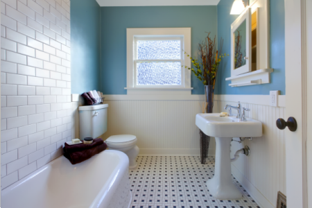 Antique Tub and Sink Revitalized With Refinishing